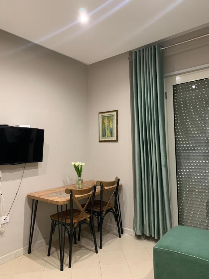 Girasole Apartments Vlorë Eksteriør billede