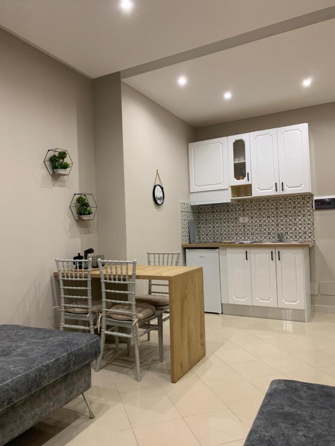 Girasole Apartments Vlorë Eksteriør billede