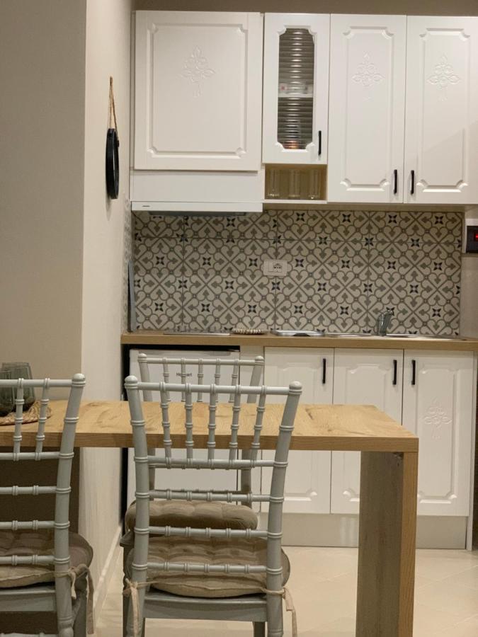 Girasole Apartments Vlorë Eksteriør billede